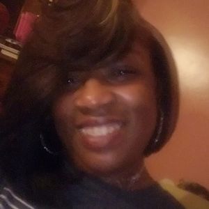 Meet your Posher, Keisha